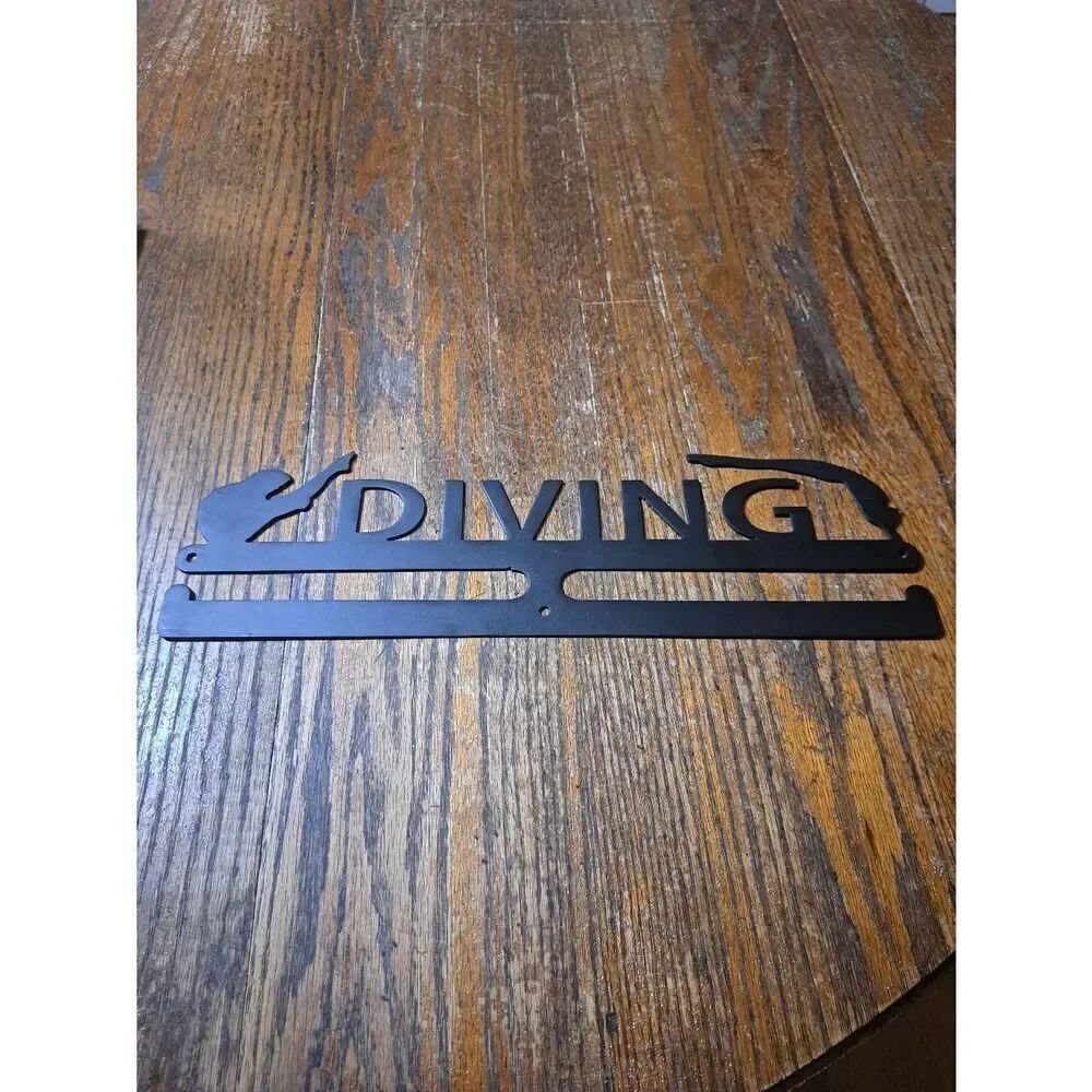 Metal Diving Sign Decor Medal Cut Out Swimming Athletic Sign